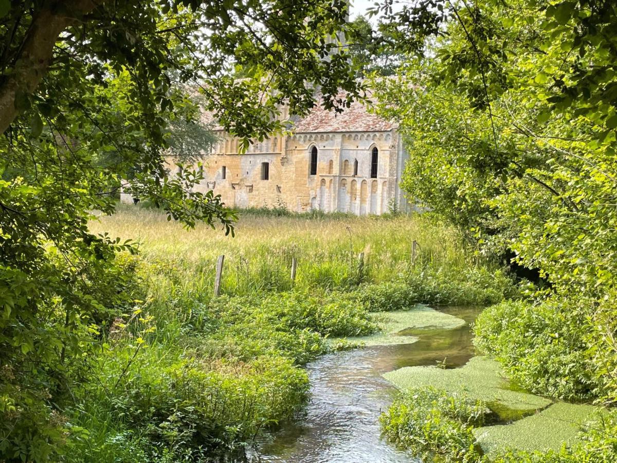 Chambres D'Hotes De L'Ancienne Auberge Thaon Екстериор снимка