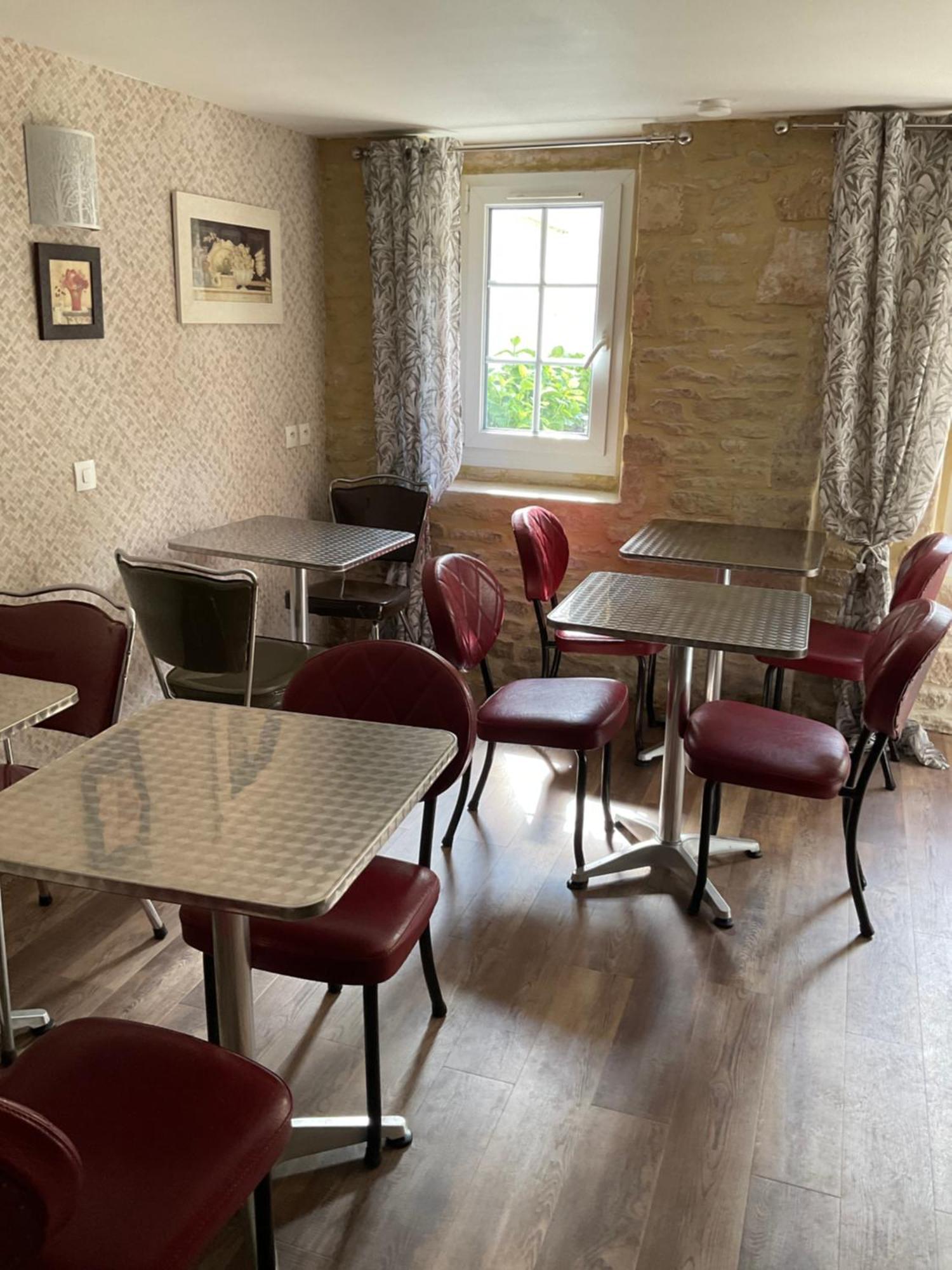 Chambres D'Hotes De L'Ancienne Auberge Thaon Екстериор снимка
